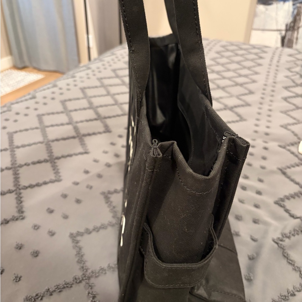 Marc Jacobs Black Canvas 'The Tote Bag' - Picture 3 of 4